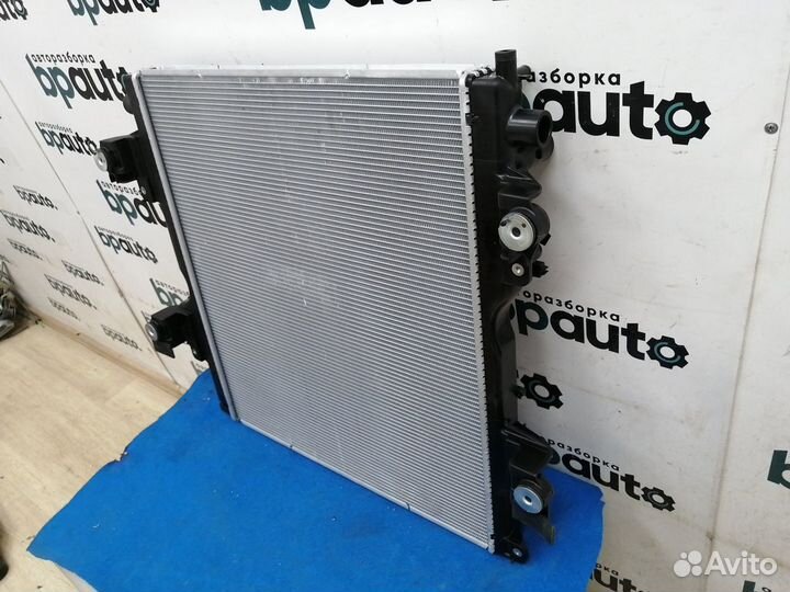 Радиатор охлаждения V-28 Дизель 16400-30380 Toyota