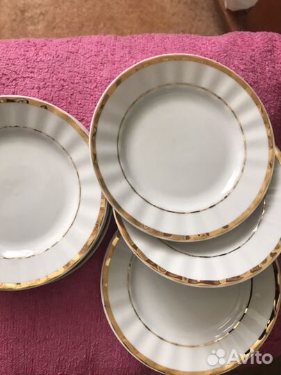 Блюдца от сервиза Вербилки Золотая лента