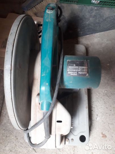 Торцовочная пила makita