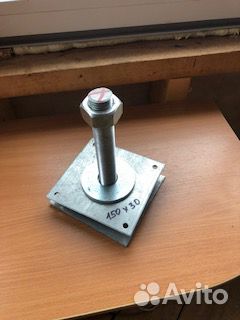 Компенсатор усадки винтовой