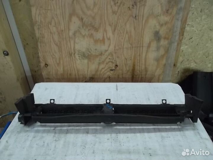 Воздушная заслонка Subaru Legacy B15 BS9 BN9