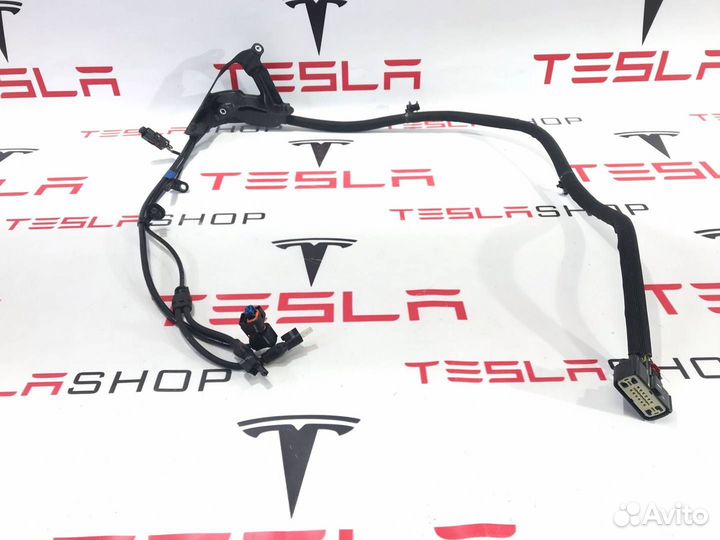 Проводка шасси Tesla Model S 2-й рест. 2021