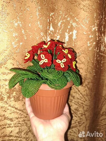 Цветы из бисера