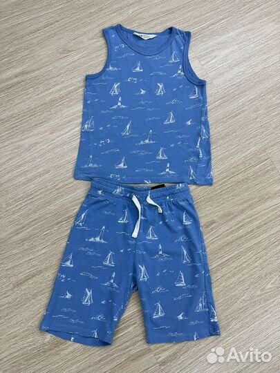 Костюм детский H&M на 6-7 лет
