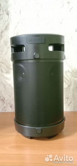 Портативная колонка