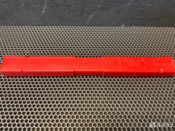 Знак аварийной остановки Bmw X7 G07 M-pack B57D30