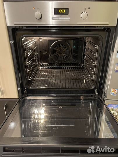 Клининг уборка квартир мытье окон химчистка