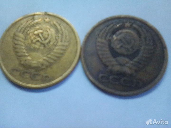 Продам монеты одна 1961 года а вторая 1980