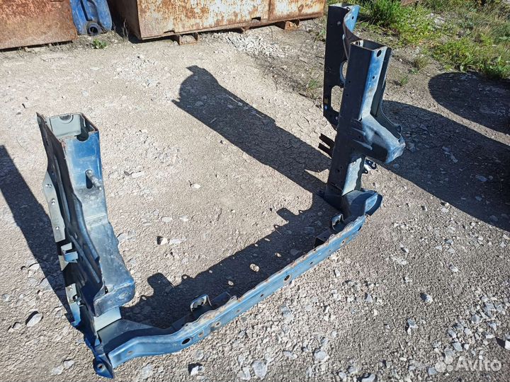 Передняя часть кузова Subaru Forester sg5