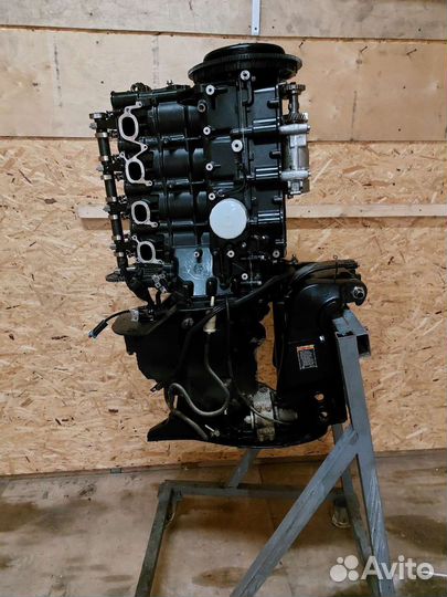 Лодочный мотор Mercury F150 (2013) на разбор