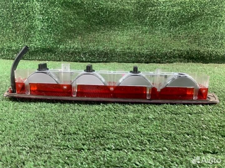 Стоп-сигнал дополнительный Suzuki Escudo TD54W