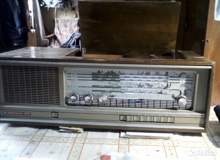 Ламповая радиола Кантата 203