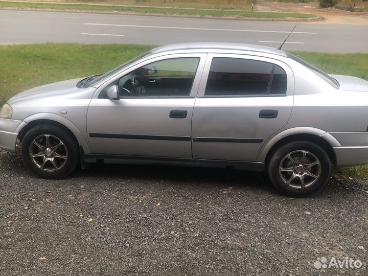 Opel Astra 1.6 МТ, 2003, 240 000 км