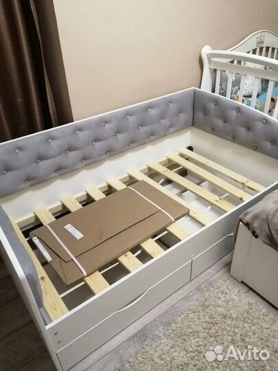 Детская кровать Софа с мягкими спинками