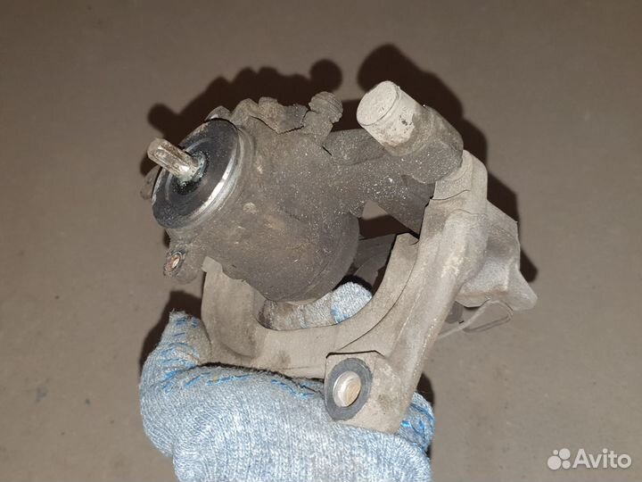 Задние тормозные суппорта VAG MQB 3Q0615424