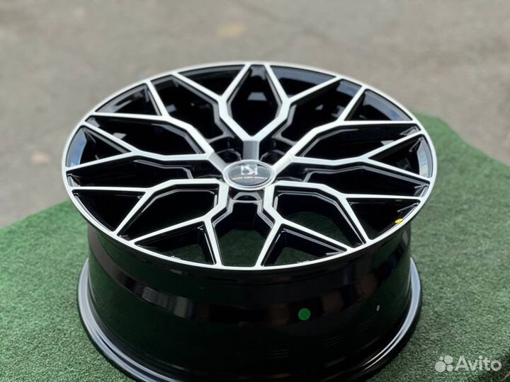 Диски Vossen HF-2 r18 5x114.3