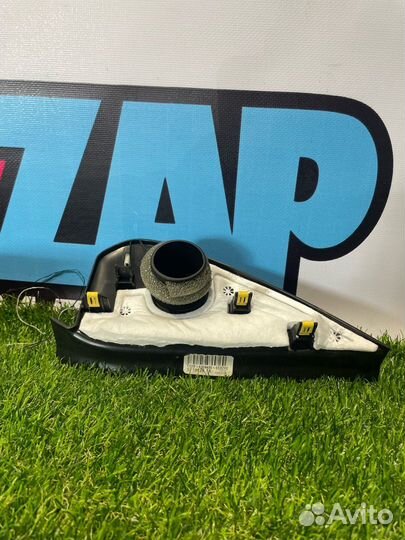 Декоративная накладка торпедо Ford Mustang 6 рест