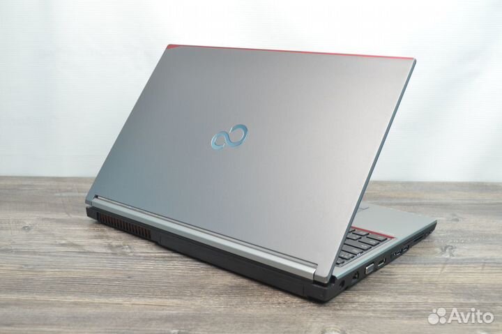 Fujitsu Celsius H760 Core i7