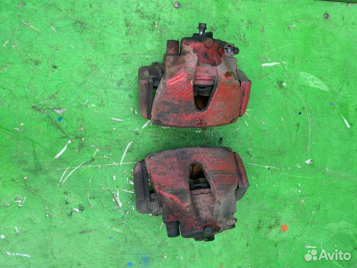 Передний тормозной суппорт opel zafira а