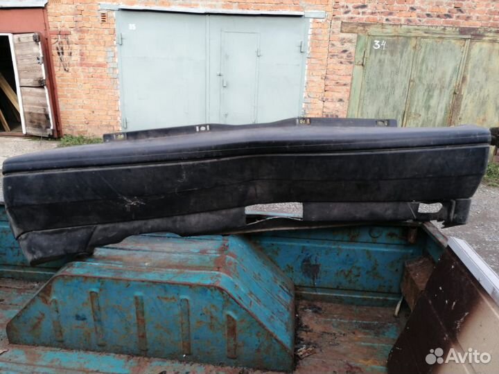 Бампер задний Golf 3