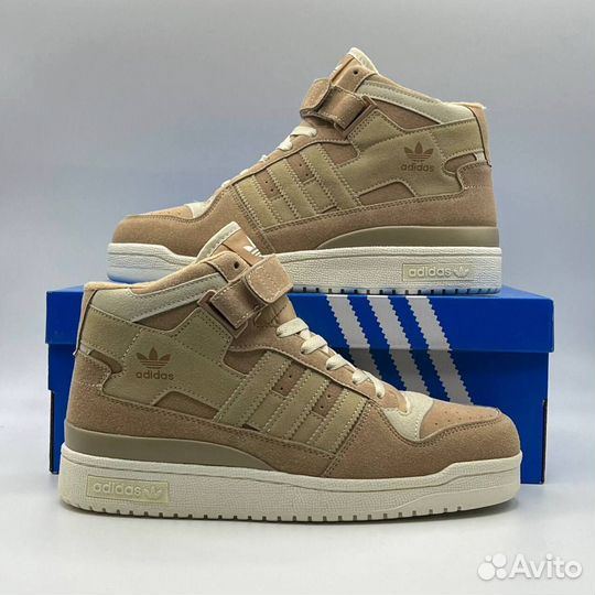 Кроссовки adidas зимние