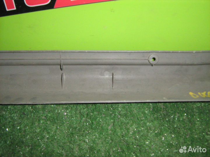 Порожек пластиковый mazda DW3W, DW5W demio