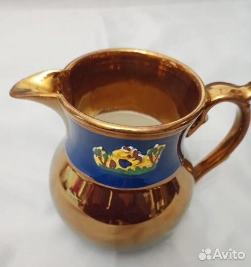 Английский фарфоровый молочник. Старинный