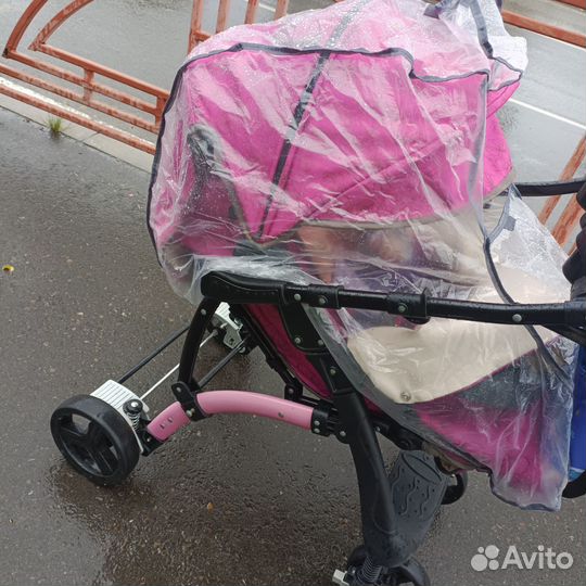 Прогулочная коляска