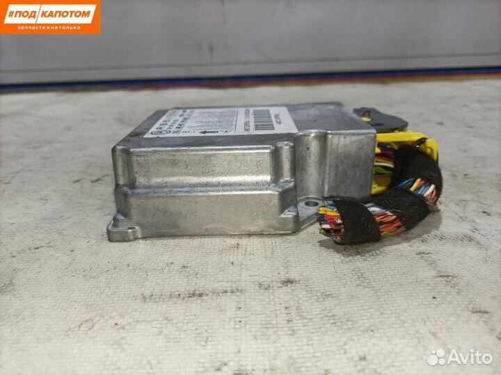 Блок управления подушками безопасности Audi A6