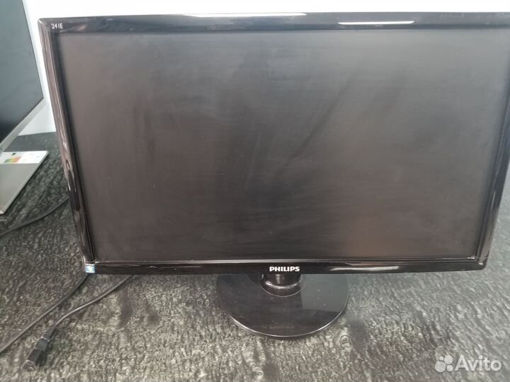 Монитор Philips 24