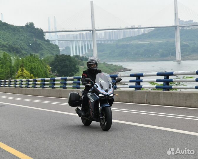 Дорожный мотоцикл Cyclone RG401 новый