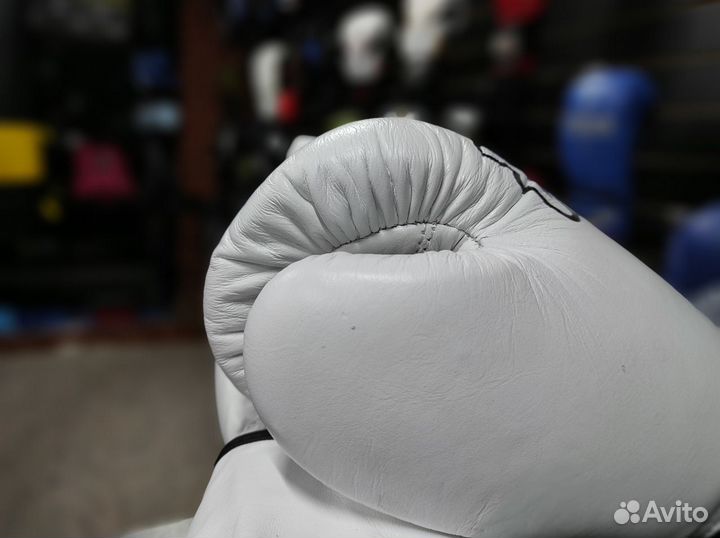 Перчатки для бокса Fairtex White