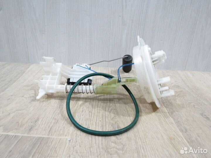 Датчик уровня топлива Kia Stinger