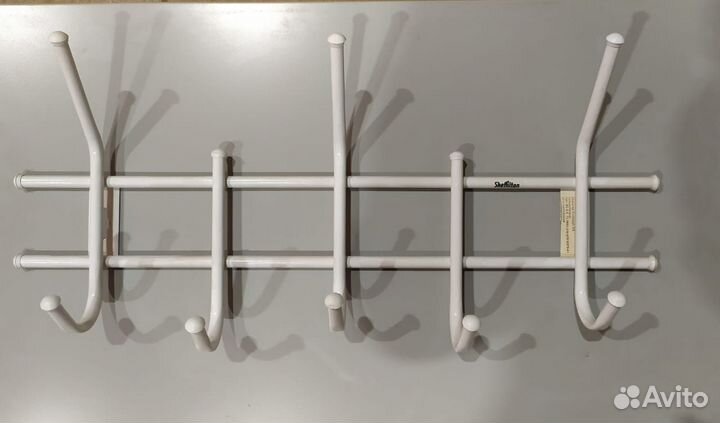 Вешалка настенная металлическая