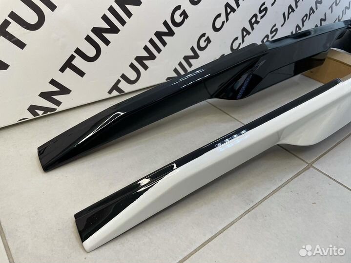 Спойлер под стекло для Prado 150 (2010-2024г)