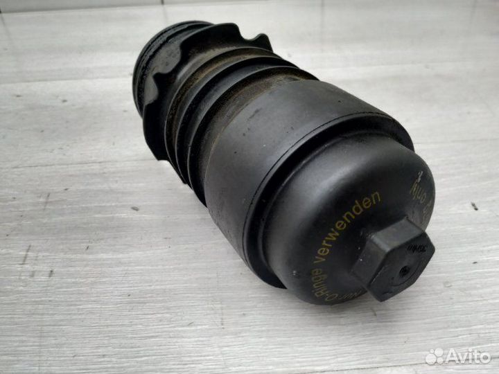 Кронштейн масляного фильтра Audi Q7 4L ccfa 2010