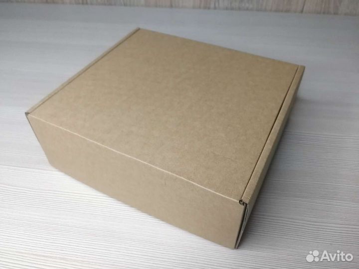 Коробки подарочные картонные