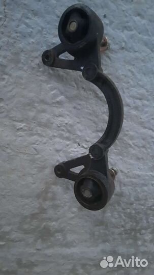 Подушка зад редуктора Сантафе Santafe Jac Rein