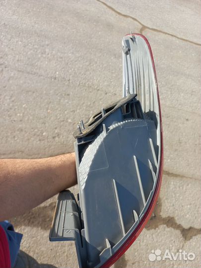 Задняя левая фара киа рио 3