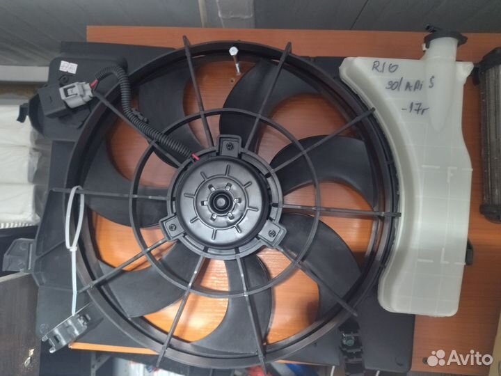 Вентилятор радиатора основного Solaris/KIA RIO 3