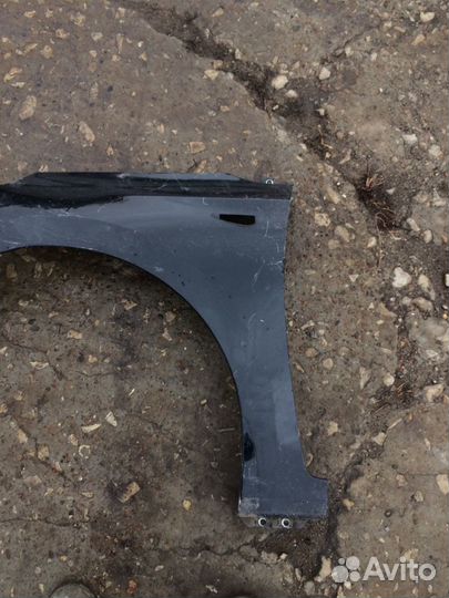 Крыло переднее левое на Hyundai Solaris 2