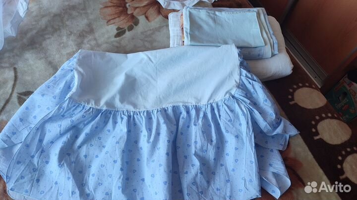 Бортики в кроватку с балдахином