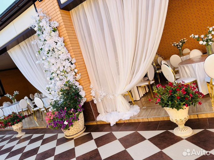 Прокат Столы,Стулья,Посуда, арки, фото зоны, шатры