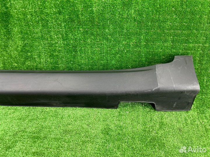 Накладка на порог наружная правая Kia Sportage QL