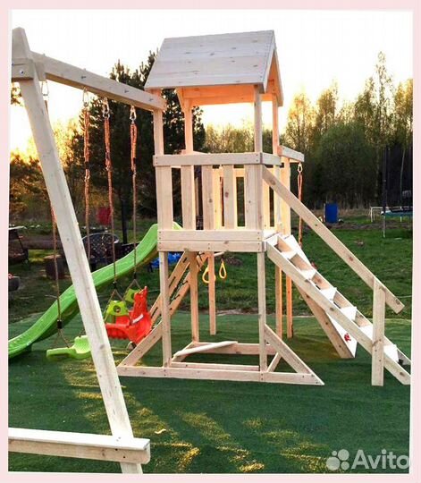 Детский игровой комплекс с горкой