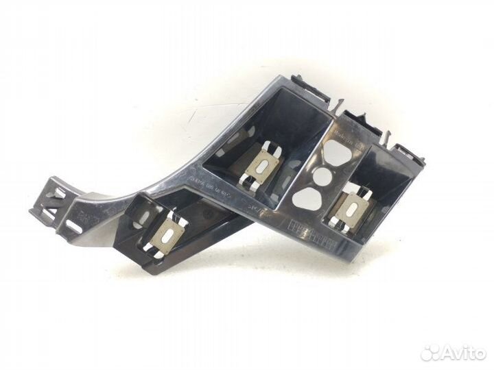 Кронштейн бампера задний правый Mercedes-Benz