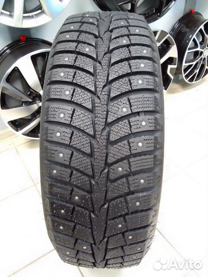 Laufenn I Fit Ice LW 71 215/55 R18 95T