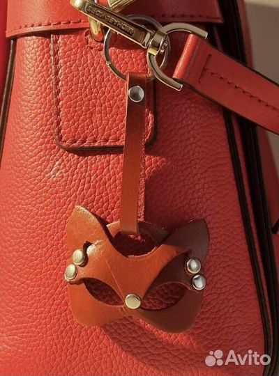 Брелок fatal obsession натуральная кожа