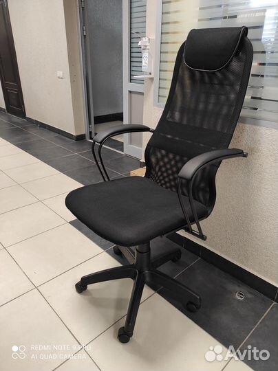 Офисные кресла 