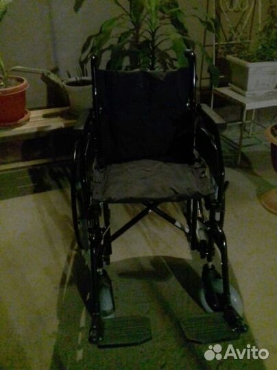 Коляска инвалидная новая